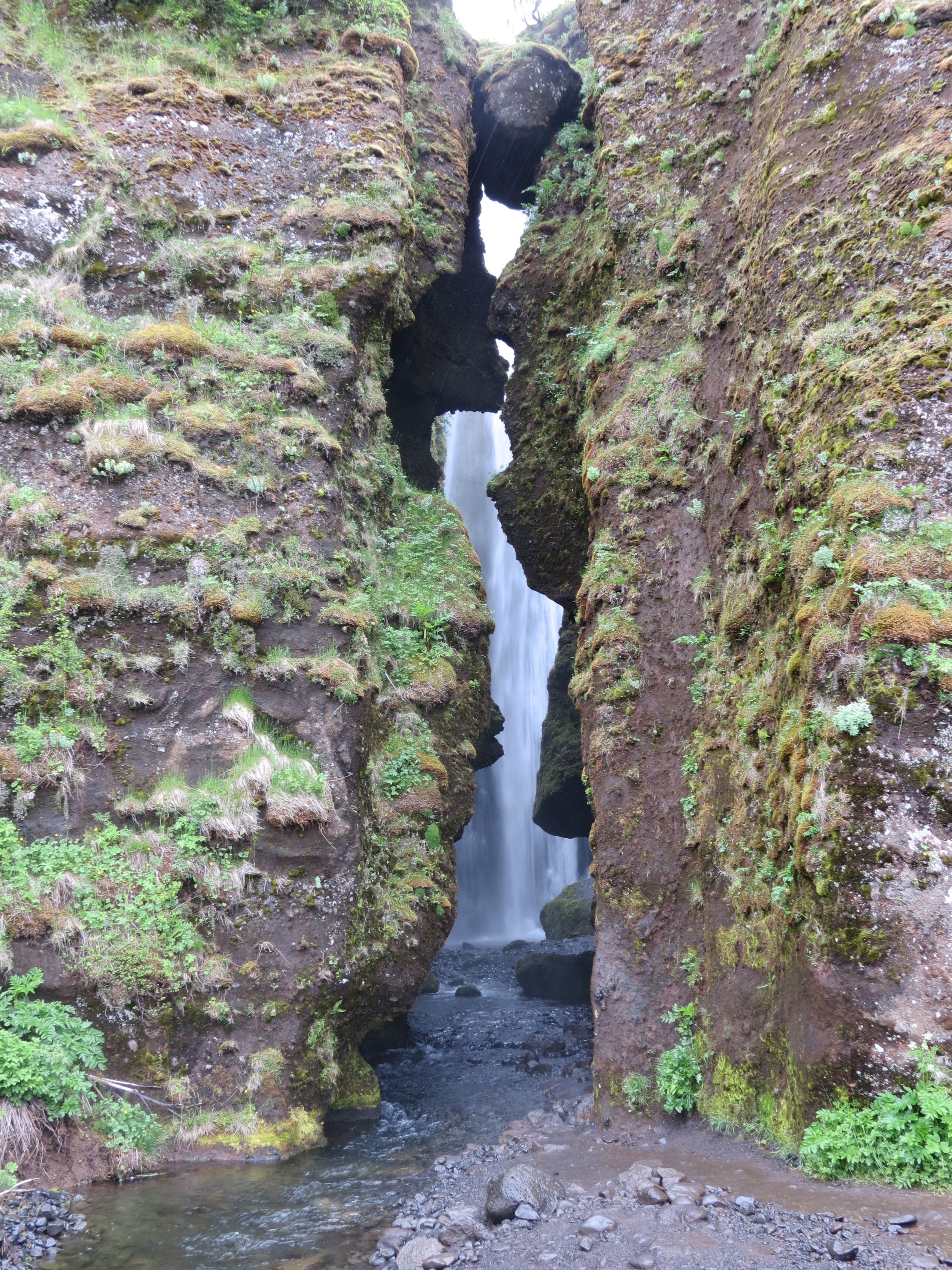 Gljjúfurarbui waterfall