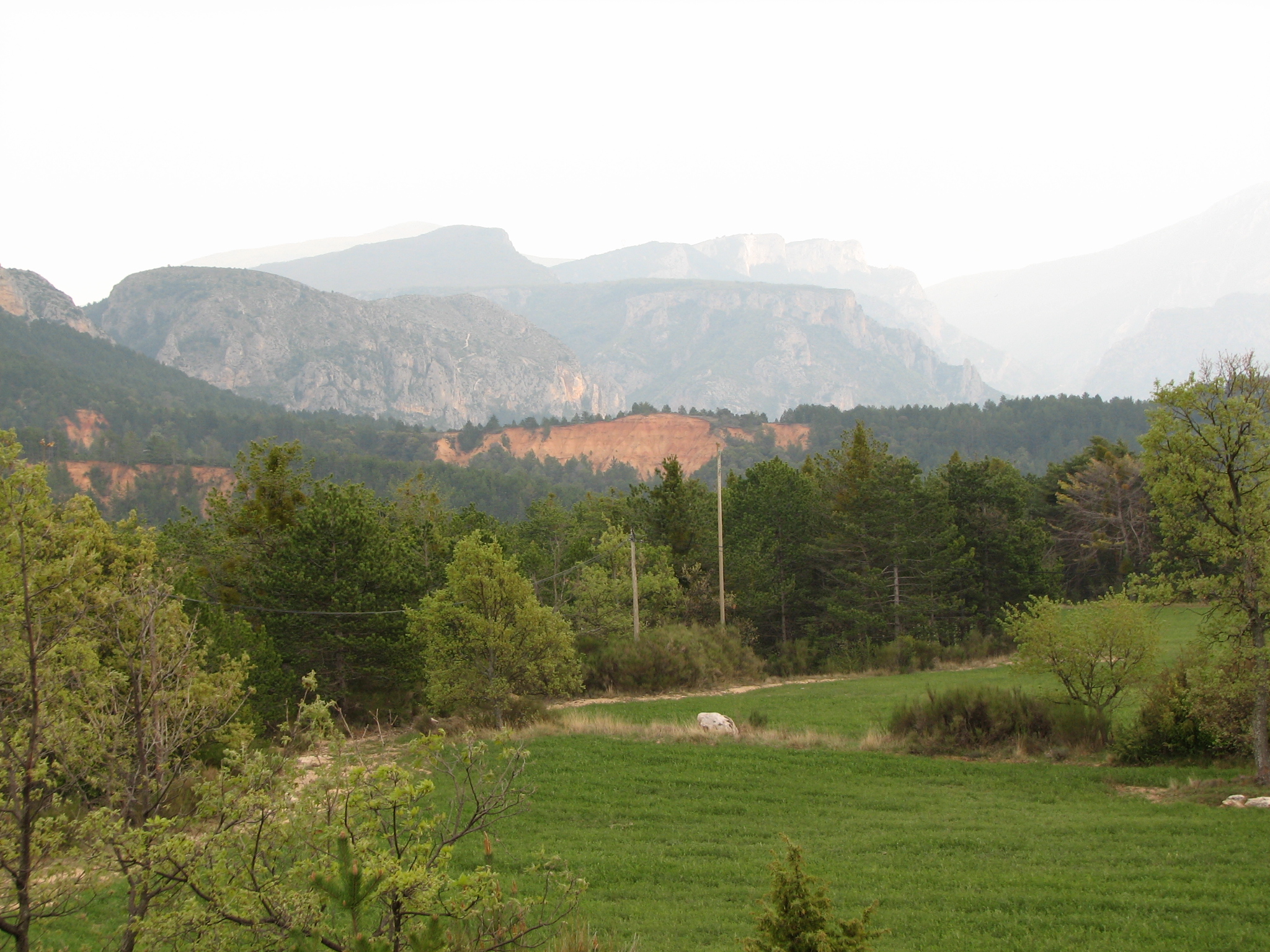 Moustiers Ste-Marie mountains