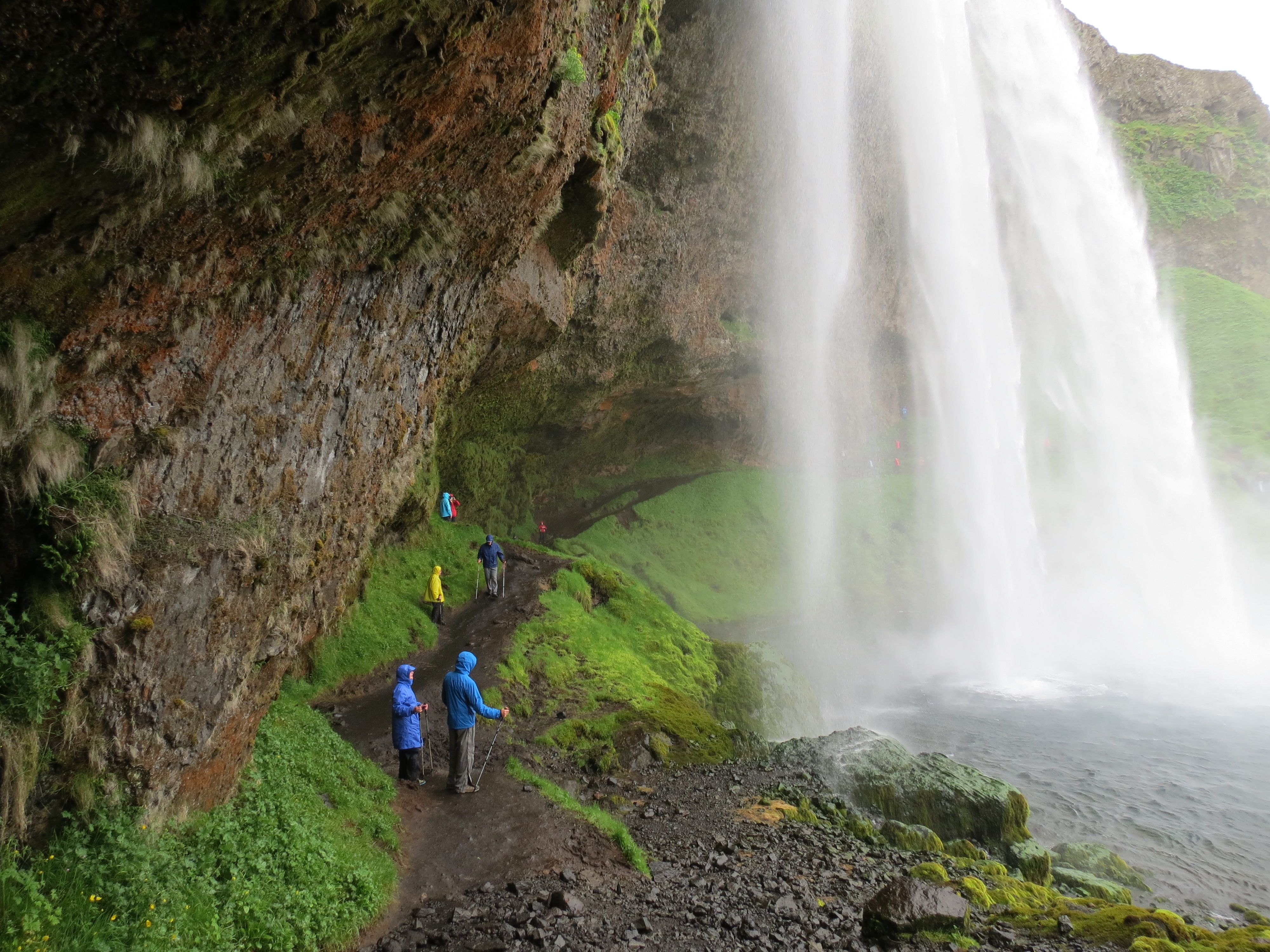 Seljalandsfoss waterfall